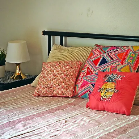 Apartment Ema'S Beach And Nightlife House *