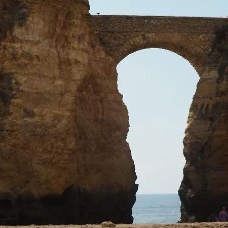 Lägenhet Ema's And Nightlife House *